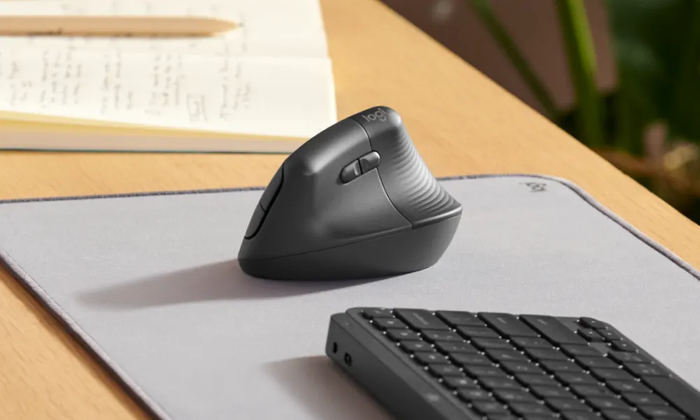 Logitech Lift Vertical 垂直滑鼠